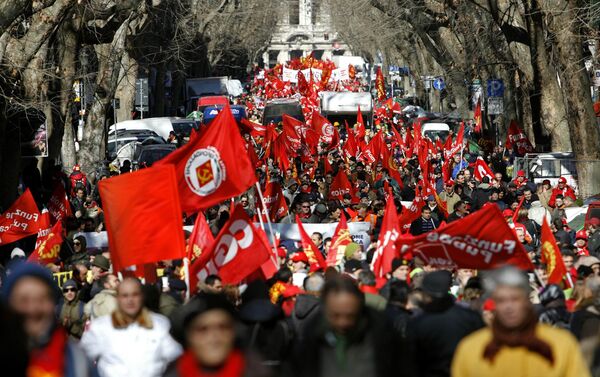 Протест против антикризисных мер правительства проходит в Риме