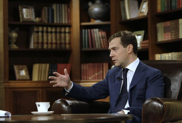 Президент России Дмитрий Медведев дал интервью программе Вести Недели