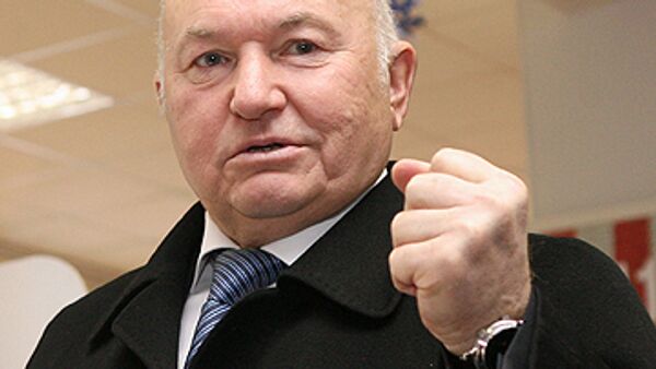 Лужков предрекает массовое банкротство предприятий из-за дорогих кредитов