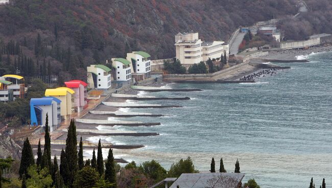 Артек - международный детский центр в Крыму. Архив