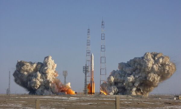 Пуск ракеты-носителя «Протон» с космодрома Байконур