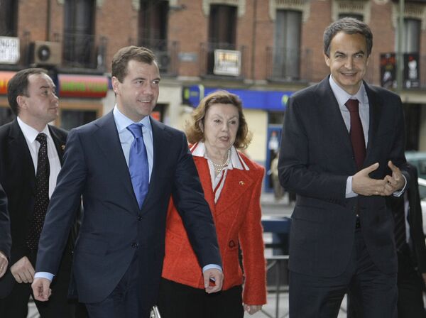Д. Медведев и Х.Л. Сапатеро посетили выставку, организованную РИА Новости в Мадриде