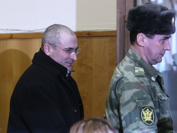 Суд продлил Ходорковскому и Лебедеву арест до 17 февраля