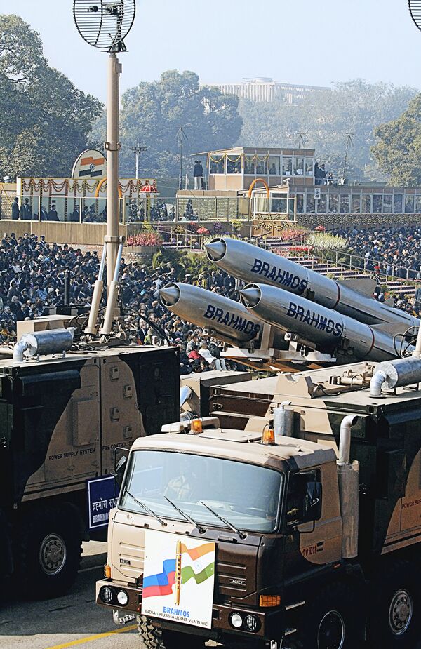 Индия провела очередные испытания крылатой ракеты БраМос