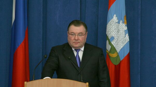 Александр Козлов 27 февраля 2009 года приносит присягу губернатора Орловской области 