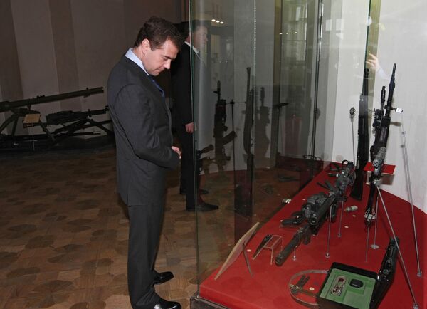 Д.Медведев посетил Тульский государственный музей оружия