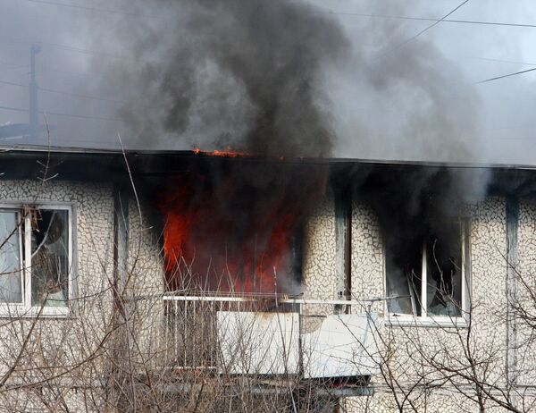 Локализован пожар, возникший после штурма квартиры во Владивостоке
