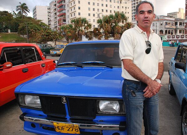 Кубинские любители автомобилей Лада на проведенном в Гаване конкурсе выбрали лучший автомобиль этой марки