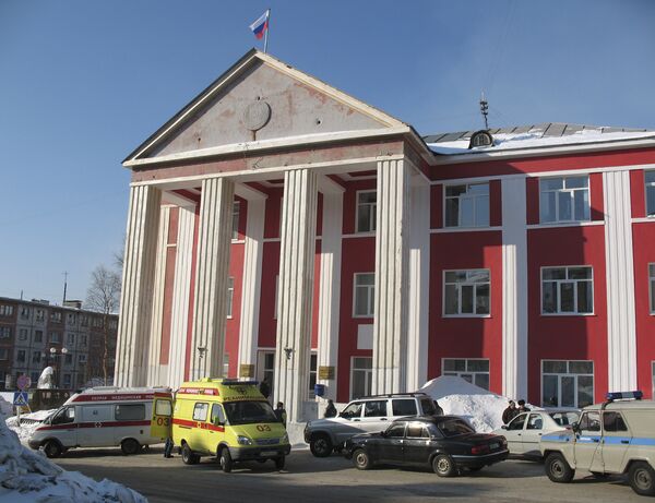 Здание администрации города Кировска Мурманской области, где были убиты Илья Кельманзон и Сергей Максимов