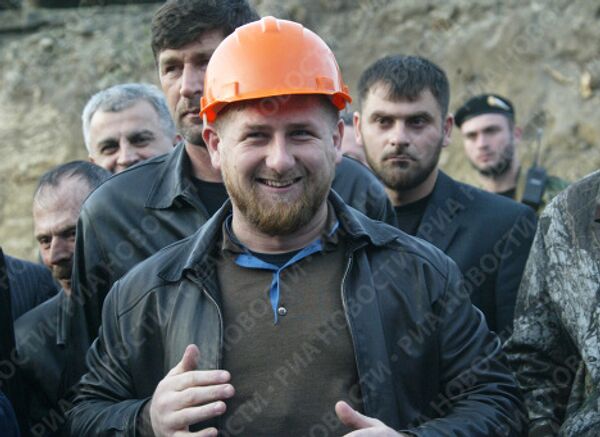 Р.Кадыров на церемонии закладки жилого дома в Грозном