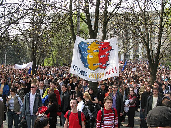 В Кишиневе начался митинг оппозиции против коммунистической хунты