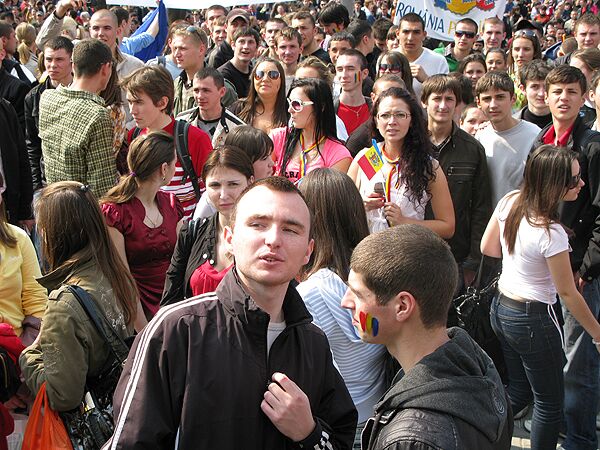 Митинг в центре Кишинева. Архив
