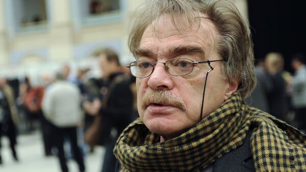 Александр Адабашьян на чрезвычайном съезде Союза кинематографистов в Москве