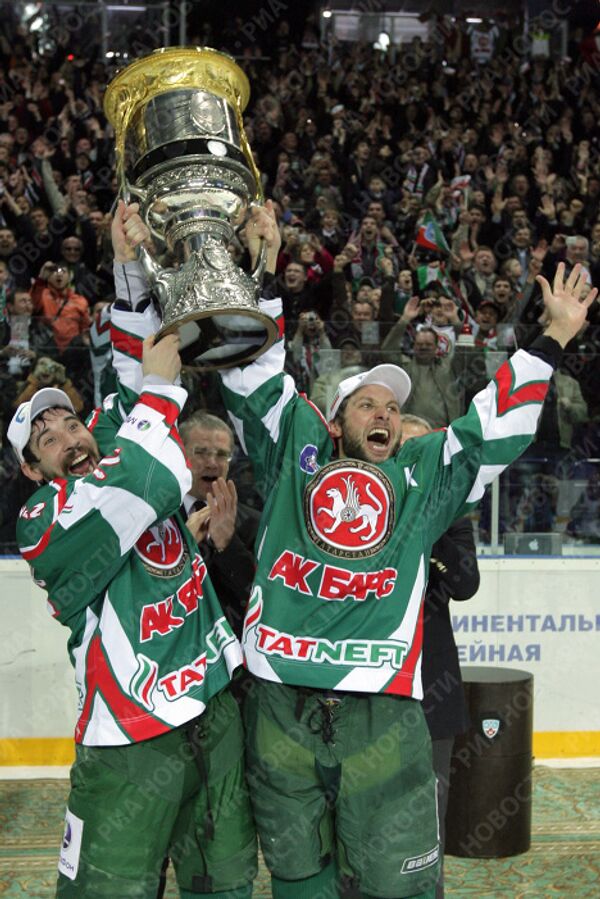Данис Зарипов и Алексей Морозов (слева направо)