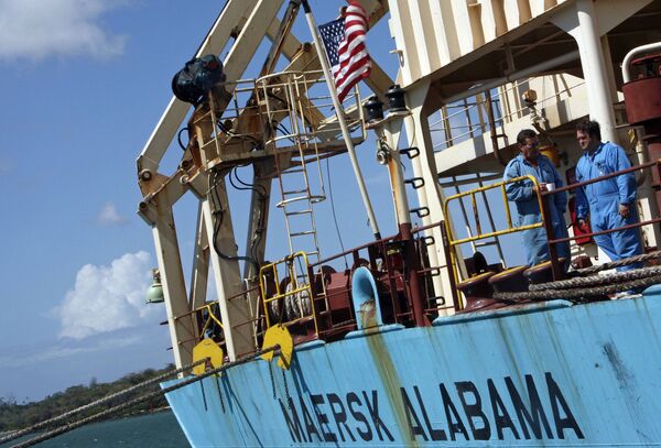 Cудно Maersk Alabama в порту Мамбаса