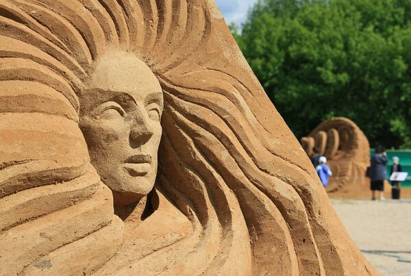 Международный конкурс-выставка скульптуры из песка в Коломенском