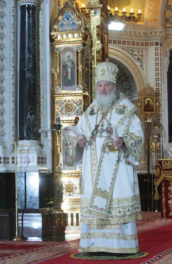 Русская православная церковь отмечает день Святого Духа