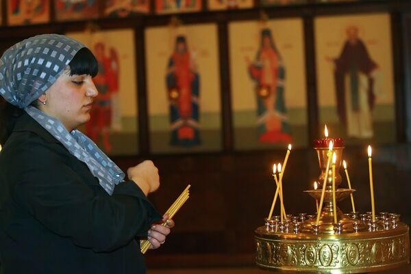 Пасхальное праздничное богослужение в Грозном