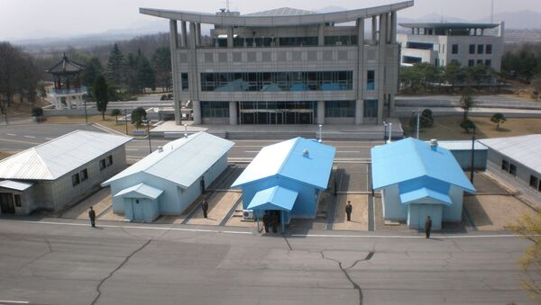 Демилитаризованная зона между Северной и Южной Кореей. Архивное фото