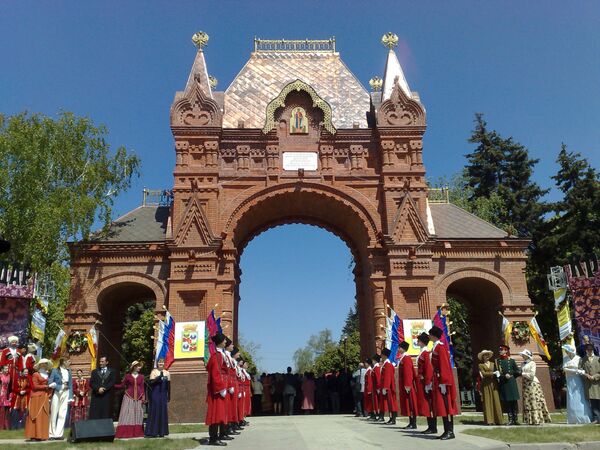 Торжественная церемония открытия в Краснодаре памятника святой великомученицы Екатерины