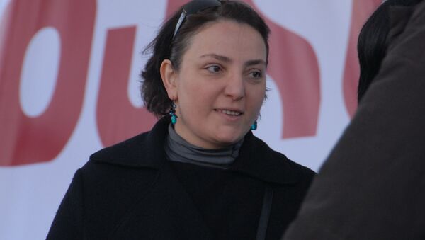 Представительница Альянса за Грузию Тина Хидашели на митинге протеста