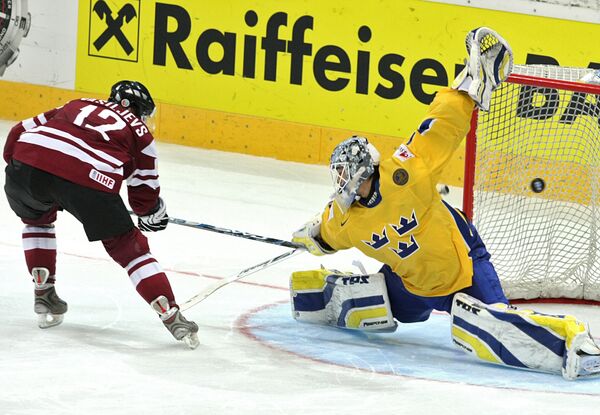 Чемпионат мира по хоккею 2009. Латвия-Швеция - 3:2 (по булитам)