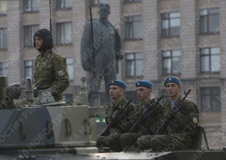 Репетиция военного парада, посвященного Дню Победы