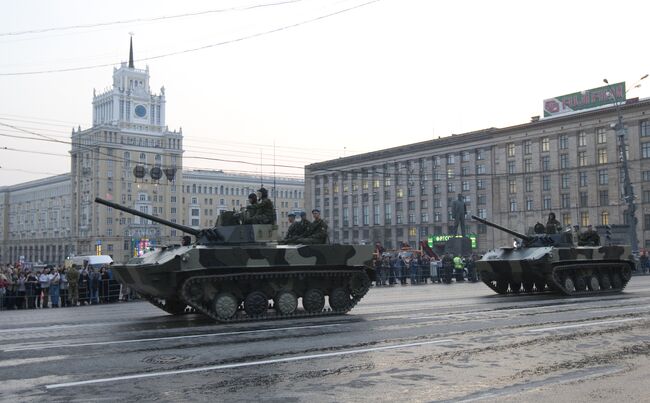 Репетиция военного парада, посвященного Дню Победы