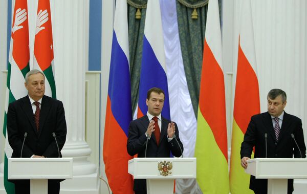 Тбилиси называет провокацией соглашения России с Абхазией и ЮО
