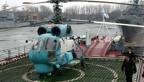 Палубный вертолет Ка-27. Архив