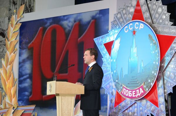 Президент РФ Д.Медведев на торжественном приеме к Дню Победы в Кремле
