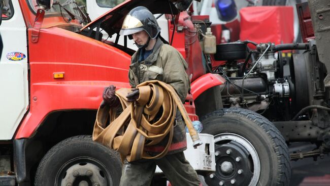 Пожарные ликвидировали возгорание в московской школе номер 422