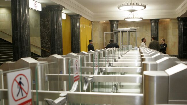 Турникеты станции Московского метрополитена