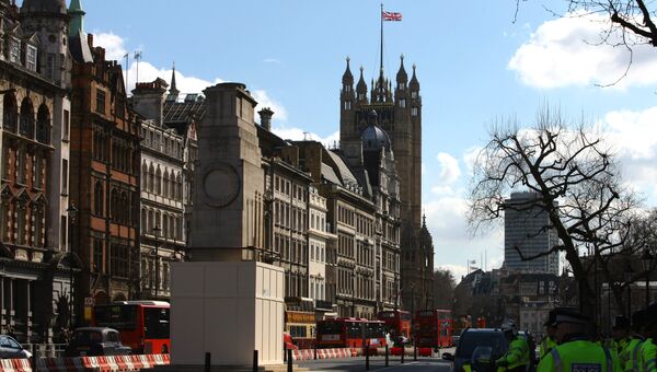 Вид на здание парламента в Лондоне. Архивное фото