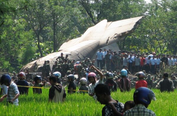 Крушение самолета в Индонезии
