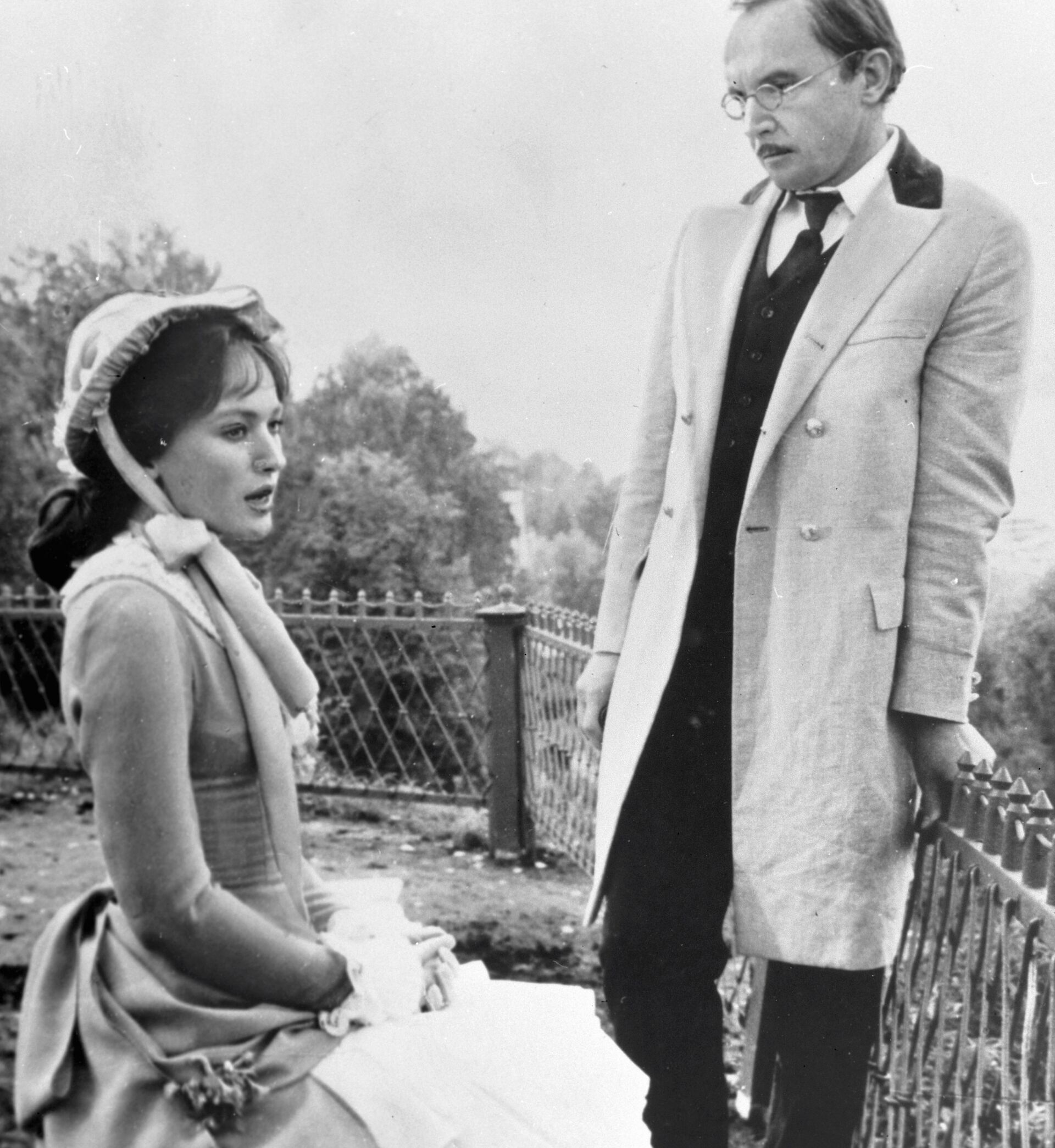 Гузеева и Мягков в фильме Жестокий романс Гузеева и Мягков в фильме Жестокий романс - РИА Новости, 1920, 25.10.2025