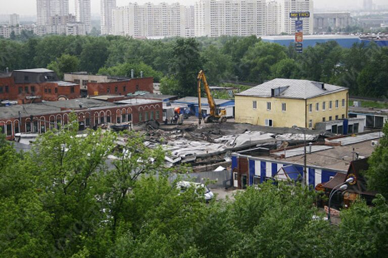 Обрушение здания рынка на юго-востоке Москвы