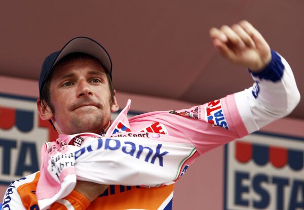 Денис Меньшов остался лидером Джиро д'Италия