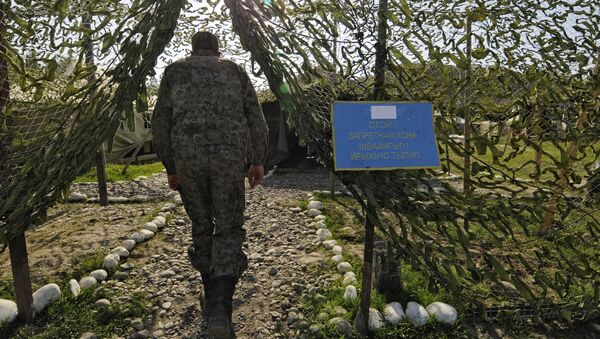 Степашин: российские военные в Абхазии не должны год жить в палатках