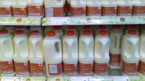 Европейские производители молока грозят забастовкой