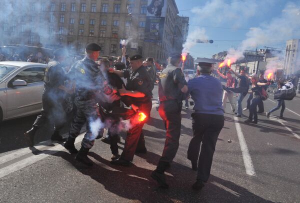 Милиция не допустила проведения марша несогласных в Москве