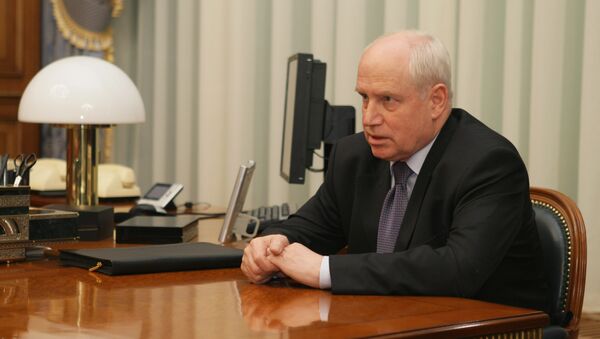 Премьер-министр РФ В. Путин провел встречу с исполнительным секретарем СНГ Сергеем Лебедевым