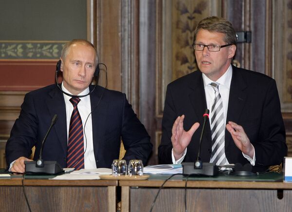 Встреча премьер-министров РФ и Финляндии с представителями деловых кругов двух стран. Архив