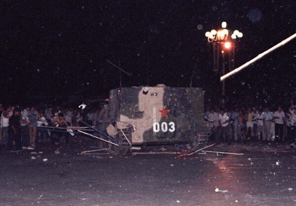 События на площади Тяньаньмэнь в Пекине весной 1989 года