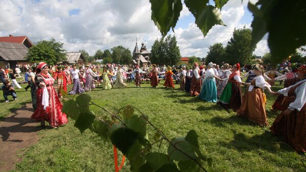 Фестиваль хороводов народов Сибири в Якутии собирает гостей