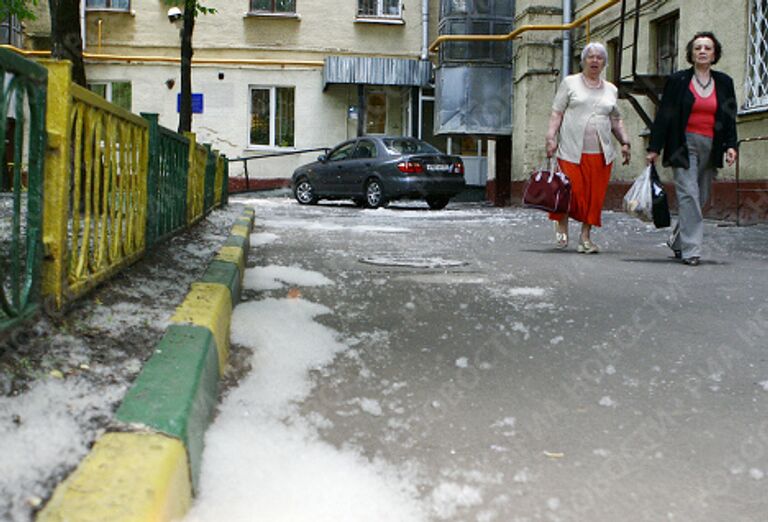 Тополиный пух в Москве