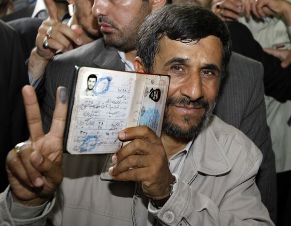 Ахмадинежад считает прошедшие в Иране выборы абсолютно свободными