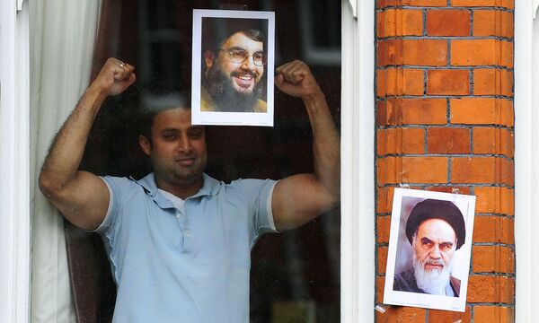 Мир-Хоссейн Мусави призвал сторонников не прибегать к насилию