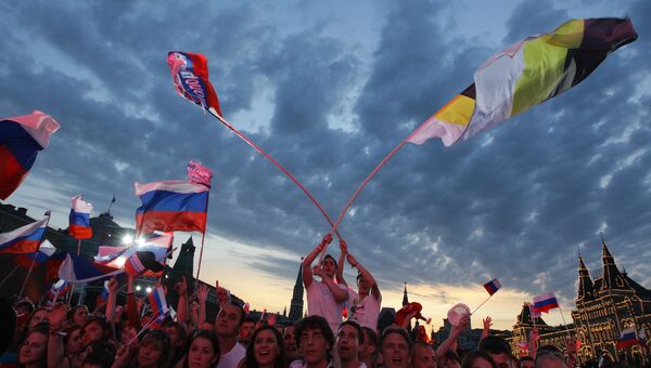Российская молодежь займется в свой день собственным воспитанием