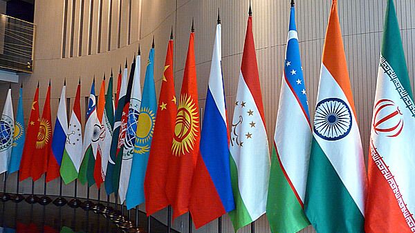 Флаги стран участников ШОС. Архивное фото.